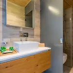 Montela Pavillon - By Interhome Apartman *