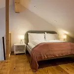 Montela Pavillon - By Interhome Apartman