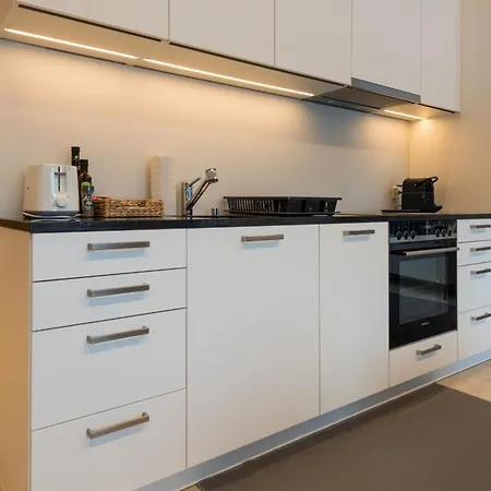 Montela Pavillon - By Interhome